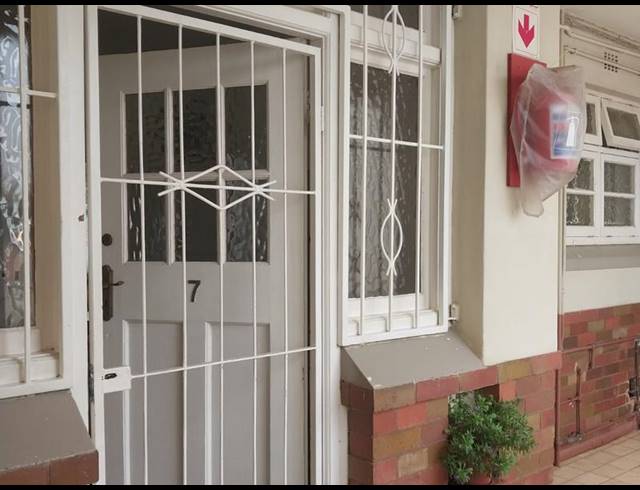 2 BEDROOM PROPERTY TO RENT IN GLENWOOD